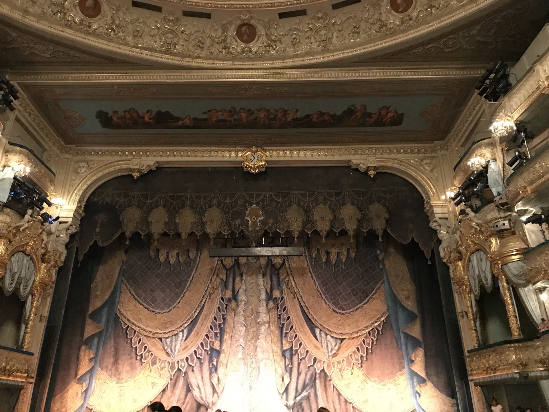 theater of lights